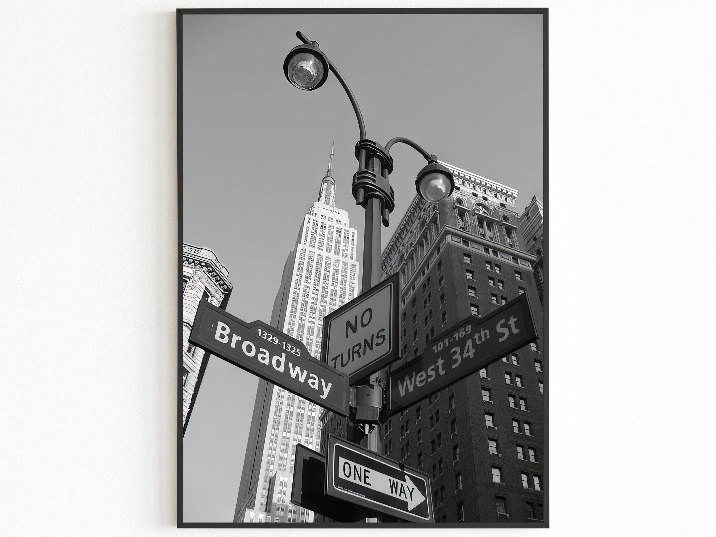 Broadway Print, New York City Vintage Poster, Empire State Building Print, Aesthetic Vintage Poster, Black And White Printable Photo, B&W